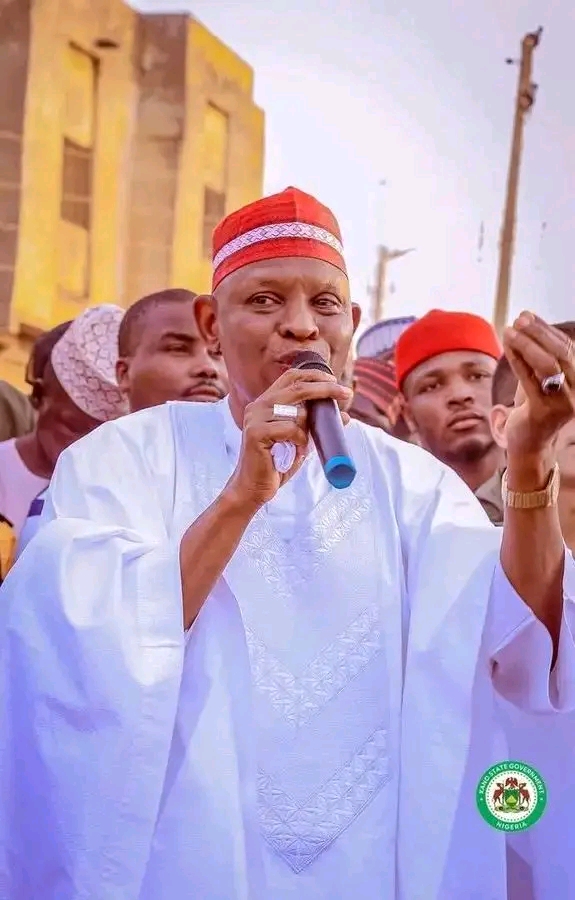 Gwamnan Kano ya umarci jami'an gwamnati da ke son tsayawa takara a zaɓen 2027, su ajiye muƙaman su